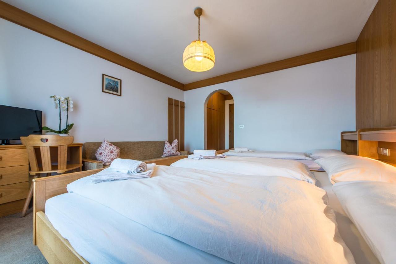Gasthof Hoerschwang San Lorenzo di Sebato Exteriör bild